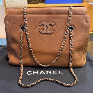 CHANEL Quilted Lambskin Shoulder Bag in Cognac Brown with Chain Strap 🤎